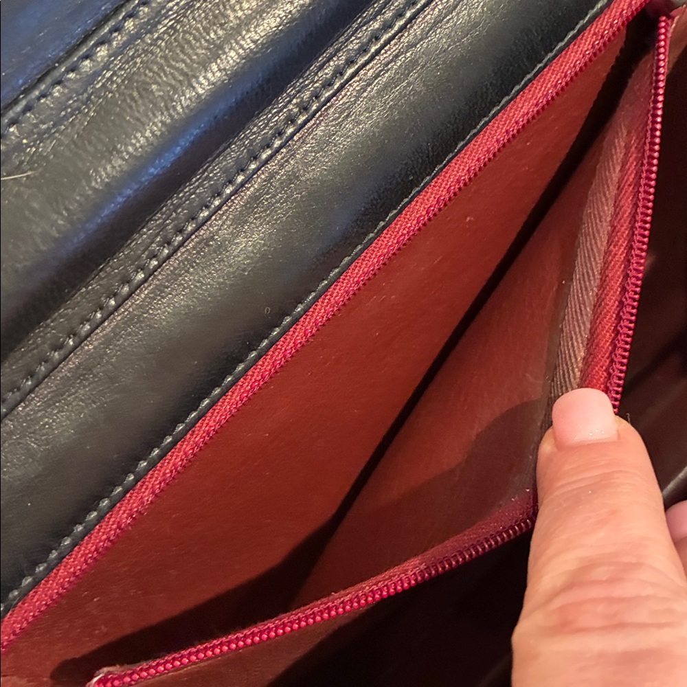 CHANEL Elegant Black Lambskin, Shoulder Bag or Clutch ~ 24K Gold Accent - Picture 14 of 17